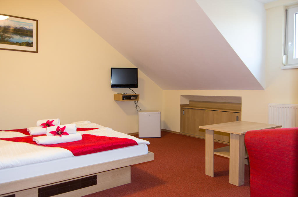 Pension Kiwi Mikulov Δωμάτιο φωτογραφία