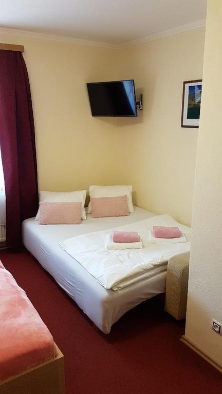 Pension Kiwi Mikulov Εξωτερικό φωτογραφία